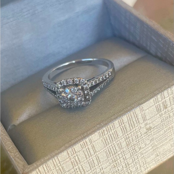 Jewelry - Wedding ring